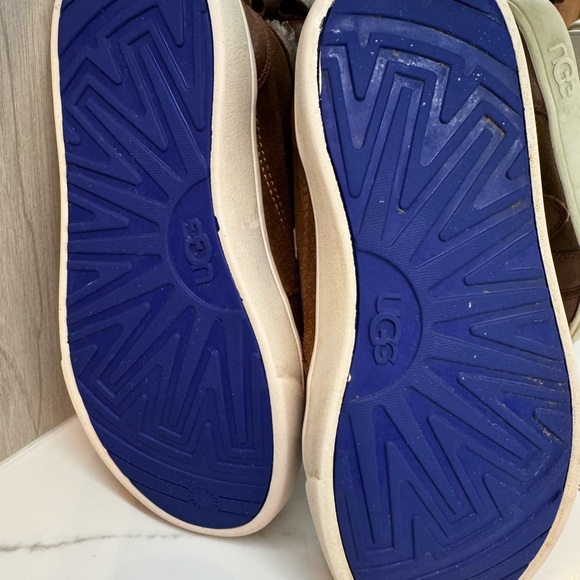 UGG boys or girls Brown High-Top Sneakers / boots size 13 - Picture 7 of 8